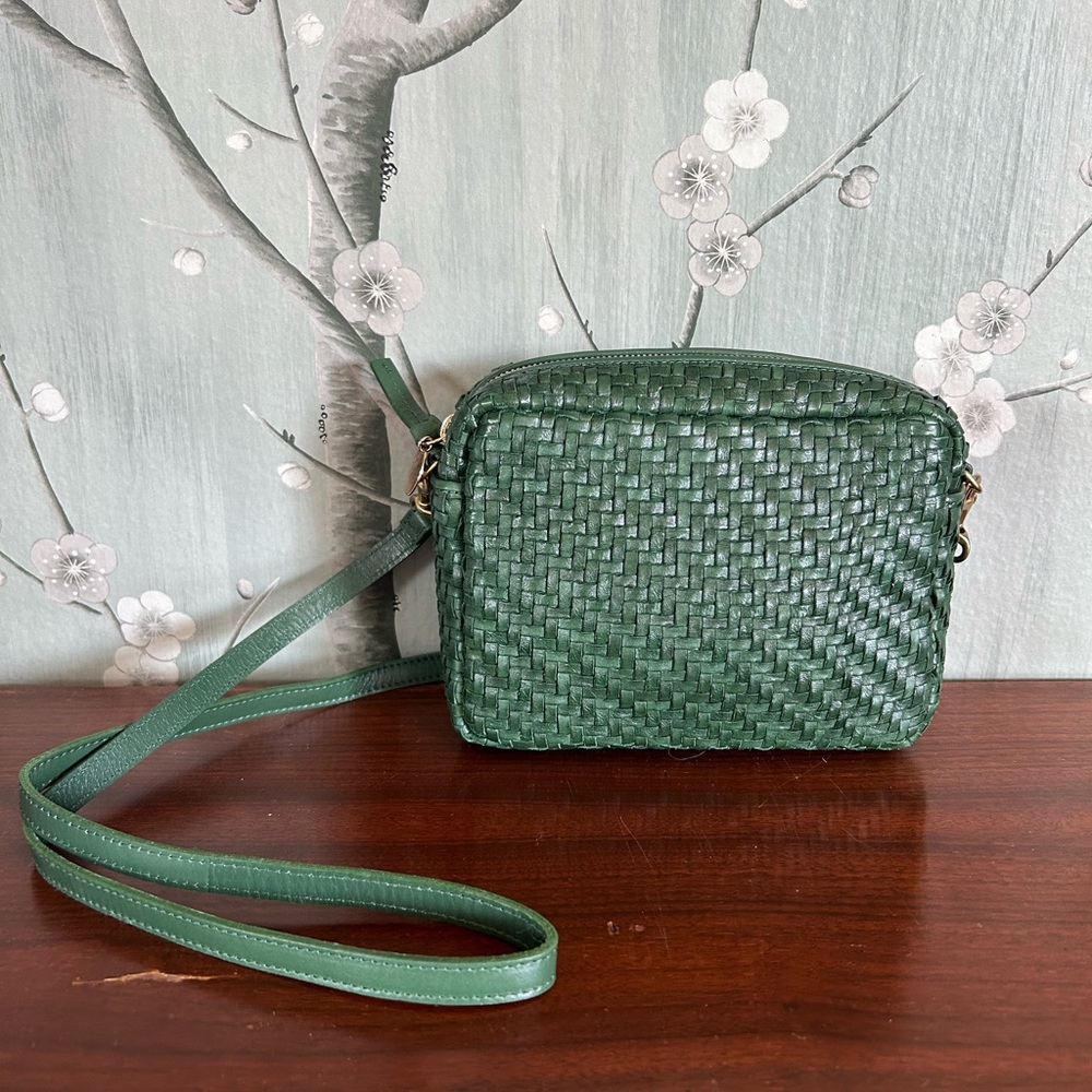 Clare V Woven Crossbody Bag in Green